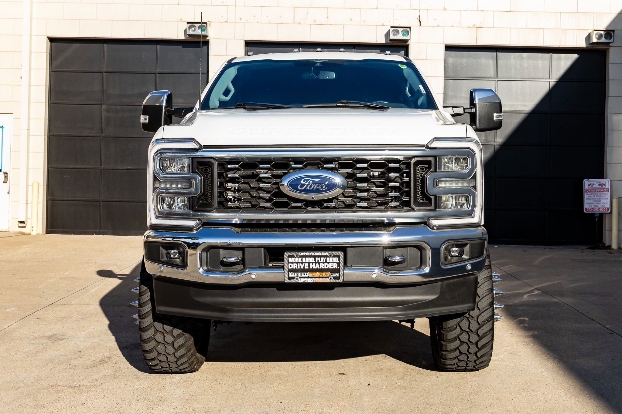Used 2023 Ford F350 Lariat w/ Lariat Ultimate Package image 2