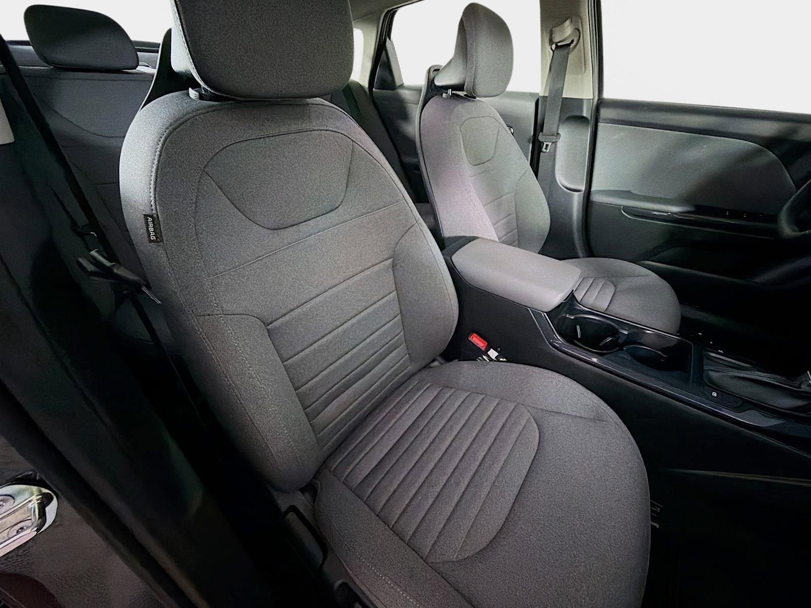 Certified 2025 Kia K4 EX image 24