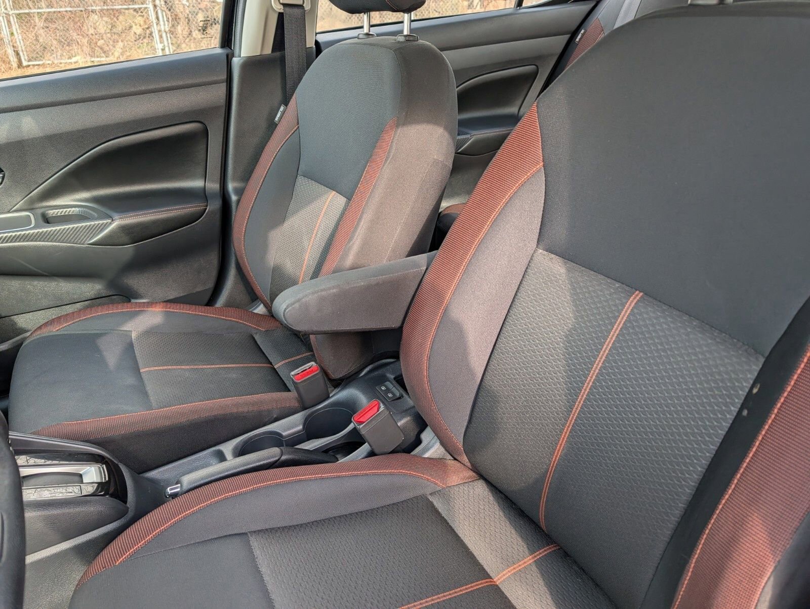 Used 2020 Nissan Versa SR w/ Convenience Package FWD image 15