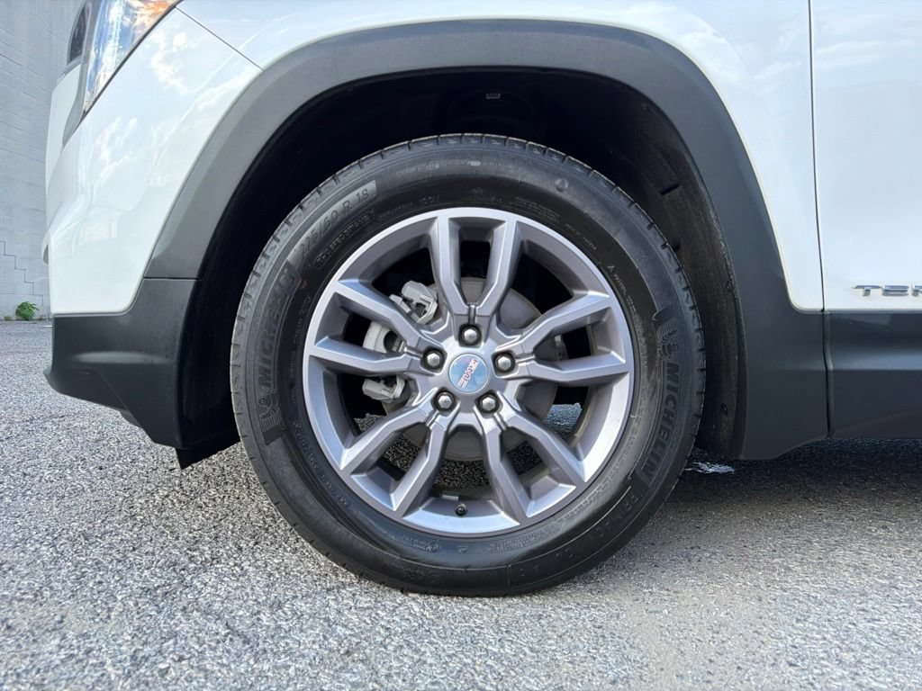 Used 2023 GMC Terrain SLT AWD/4WD image 6