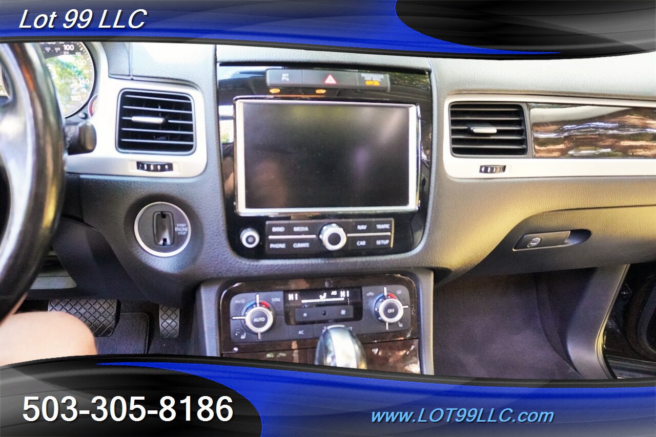Used 2013 Volkswagen Touareg Executive AWD/4WD image 21