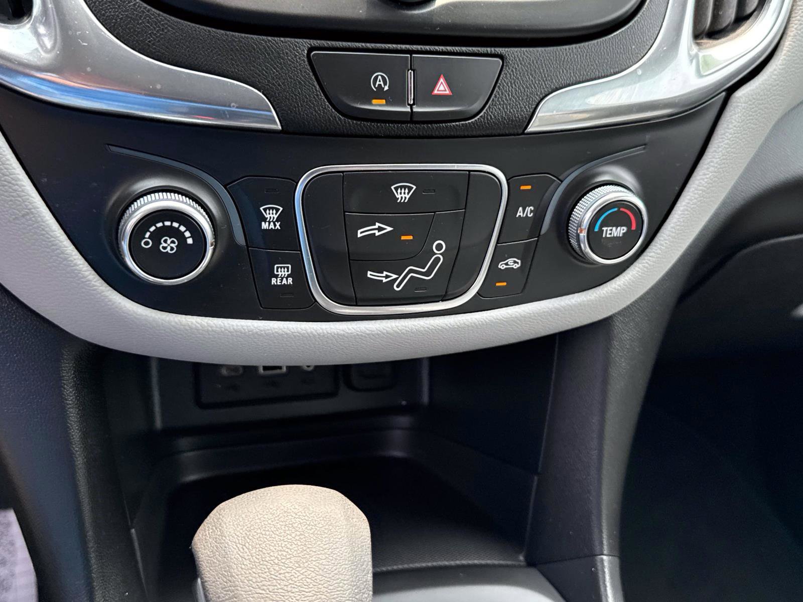 Certified 2022 Chevrolet Equinox LS w/ LS Convenience Package image 18