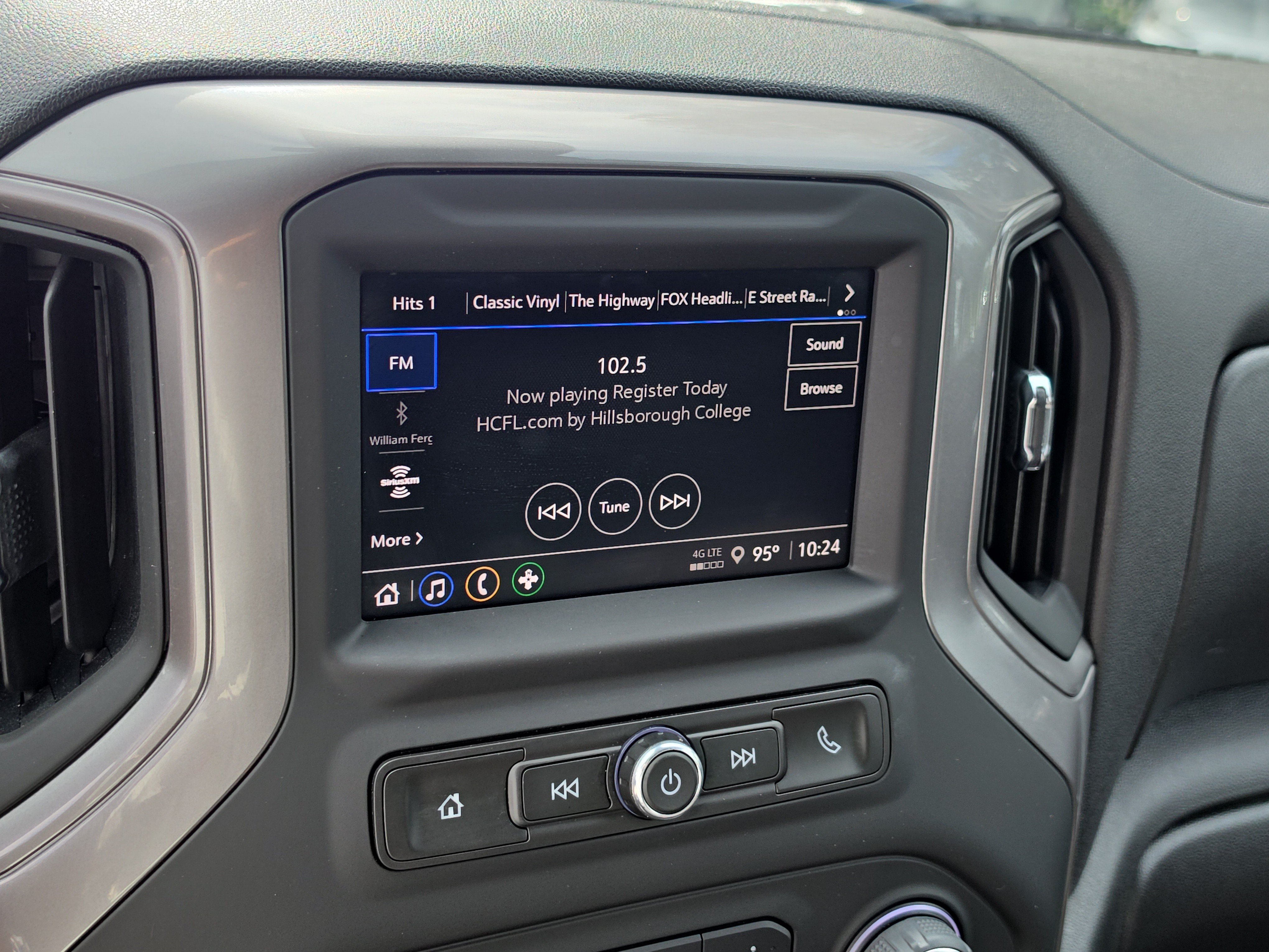 Used 2022 Chevrolet Silverado 1500 Custom RWD image 22