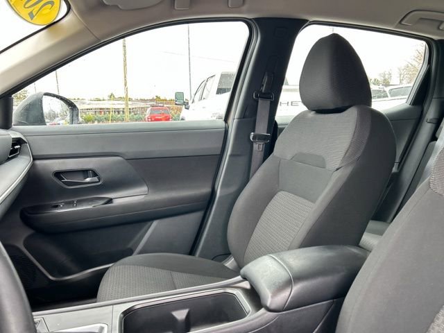 Used 2025 Nissan Kicks S image 22