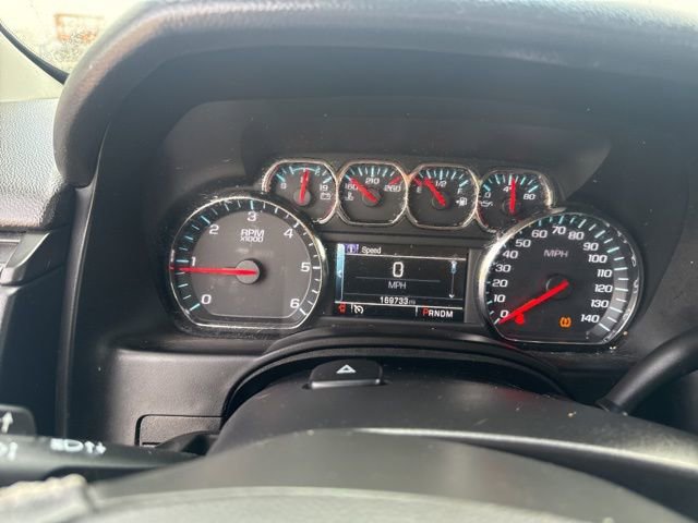 Used 2015 Chevrolet Suburban LT image 38