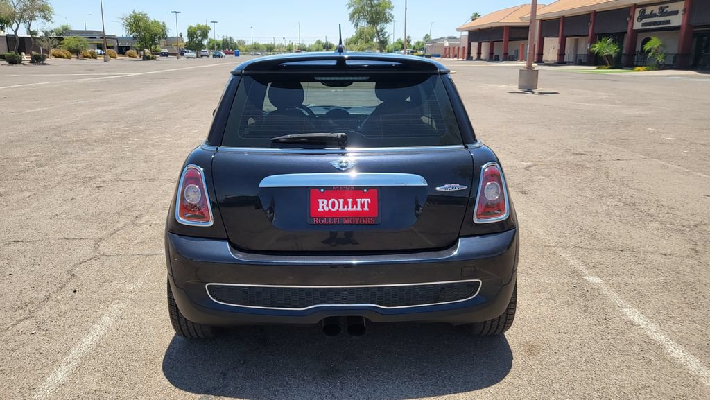 Used 2009 MINI Cooper John Cooper Works FWD image 8
