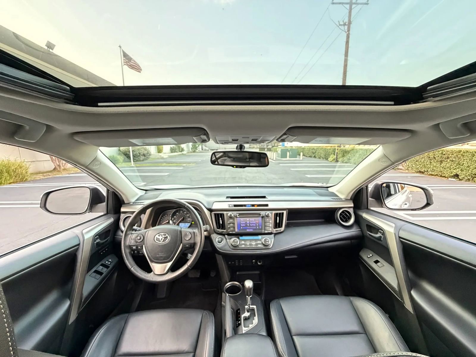 Used 2013 Toyota RAV4 Limited AWD/4WD image 14