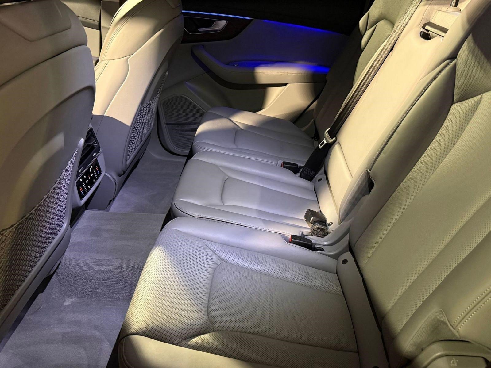 Used 2023 Audi Q7 3.0T Prestige image 22