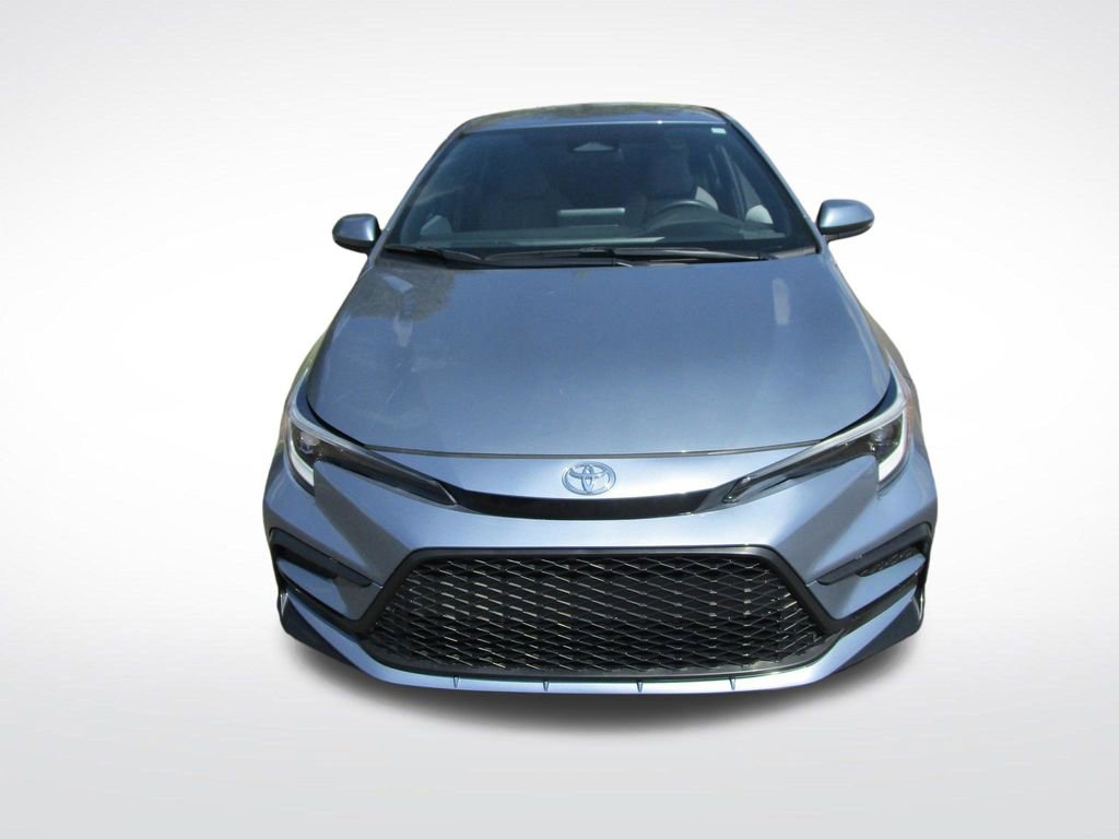 Used 2024 Toyota Corolla SE FWD image 5