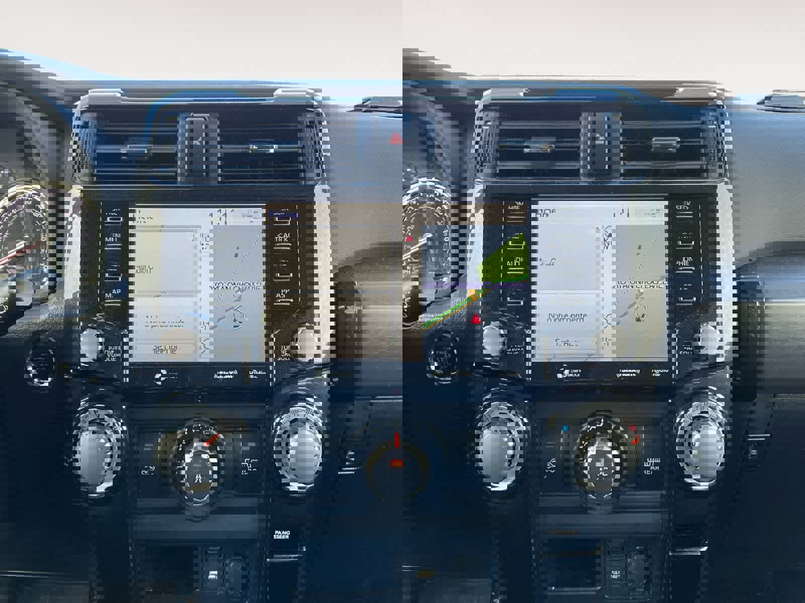 Used 2023 Toyota 4Runner TRD Off-Road Premium image 13