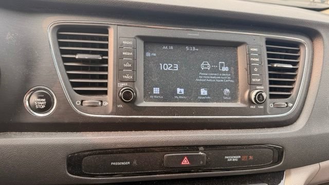 Used 2021 Kia Sedona EX FWD image 19