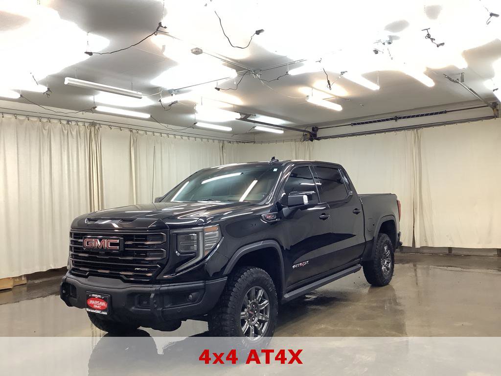 Used 2025 GMC Sierra 1500 AT4X image 1