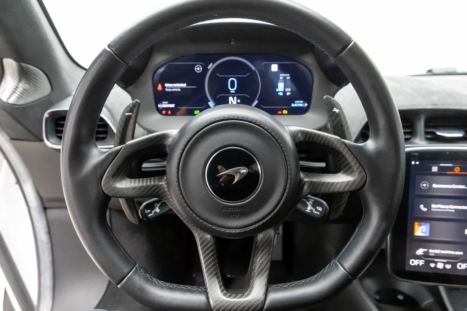 Used 2023 McLaren Artura RWD image 12