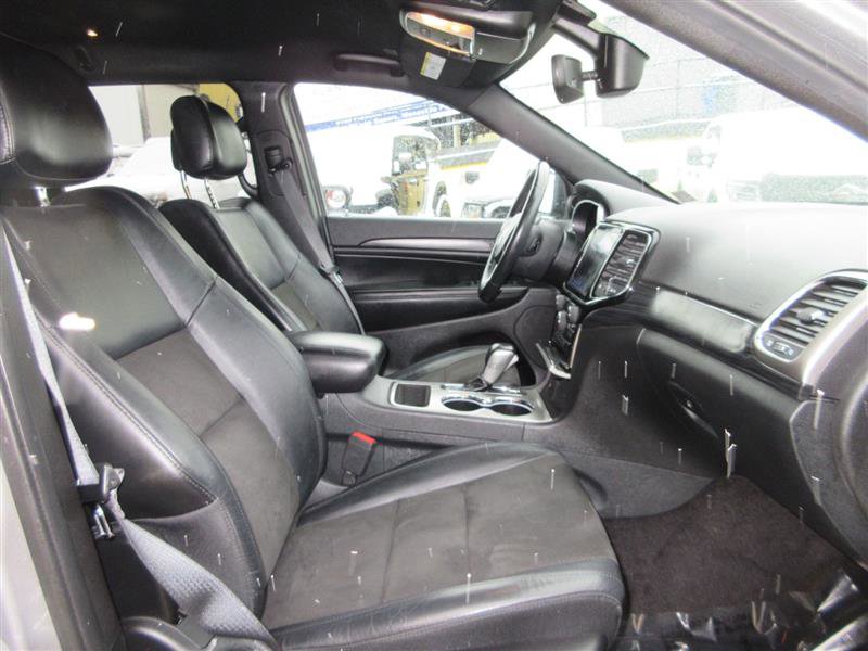 Used 2019 Jeep Grand Cherokee Altitude image 31