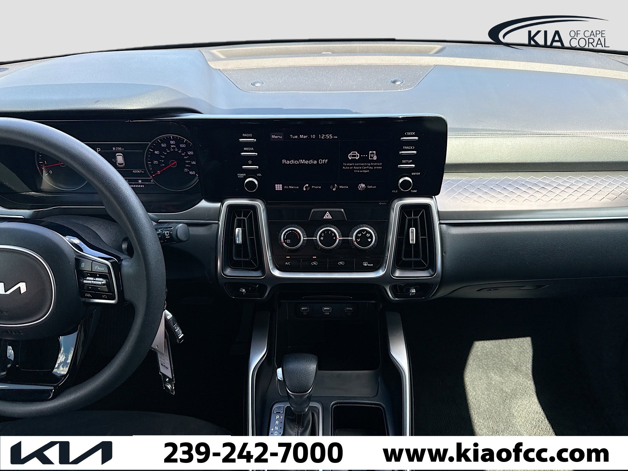 Certified 2023 Kia Sorento LX image 18