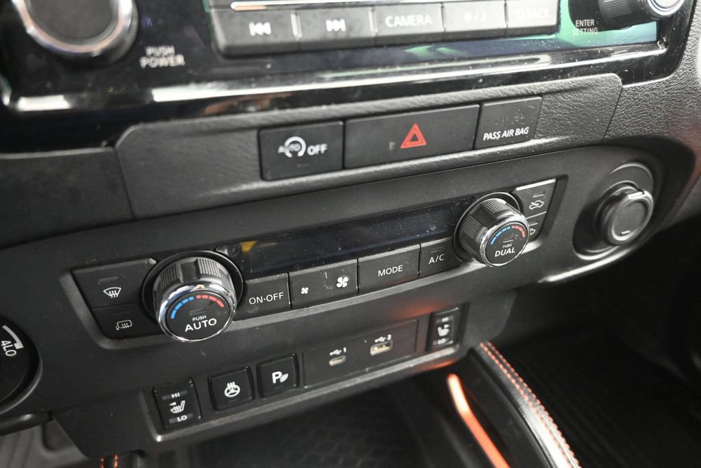 Used 2023 Nissan Frontier PRO-4X w/ Pro Convenience Package AWD/4WD image 18