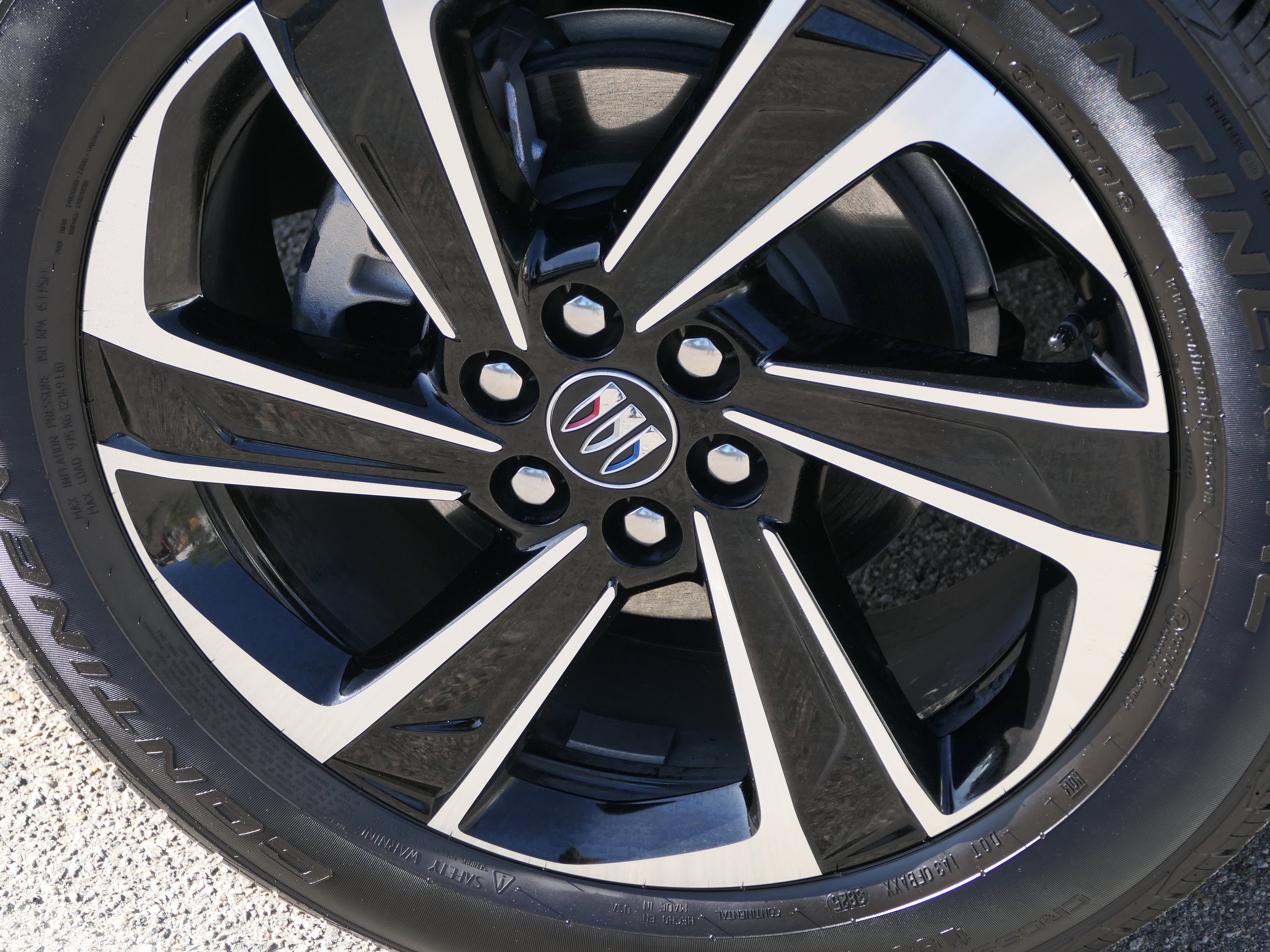 New 2026 Buick Enclave Sport Touring w/ Power Package image 11