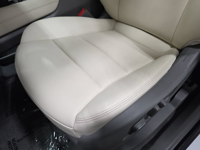 Certified 2022 Cadillac XT6 Premium Luxury w/ Technology Package AWD/4WD image 25