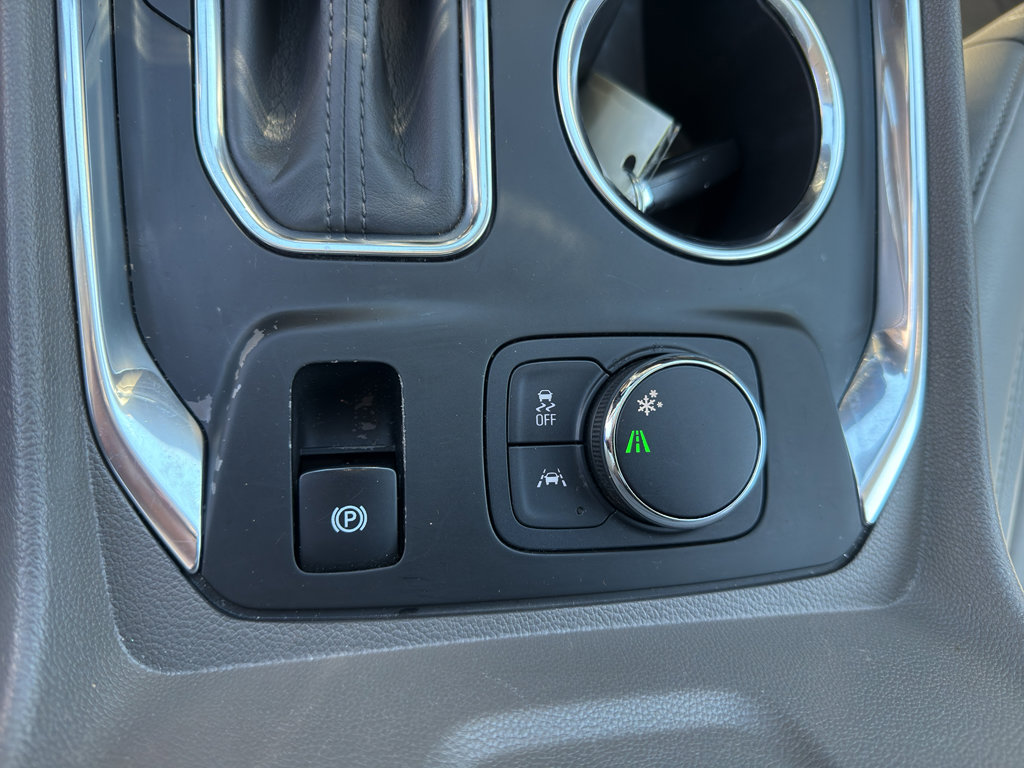 Used 2020 Chevrolet Traverse LT w/ LT Premium Package image 15