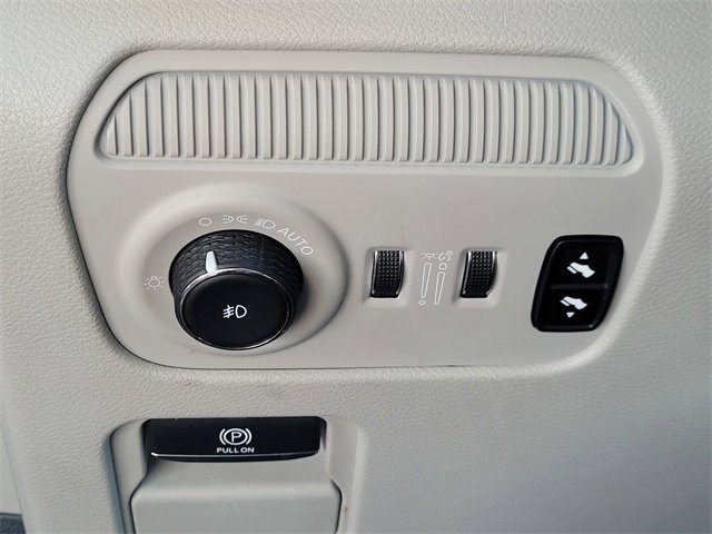 Used 2022 Jeep Wagoneer Series III image 13