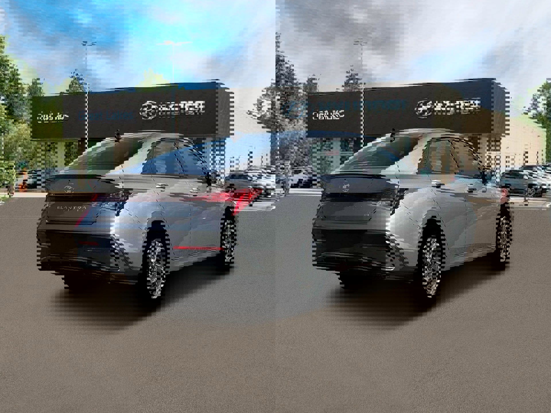 New 2025 Hyundai Elantra SEL image 7