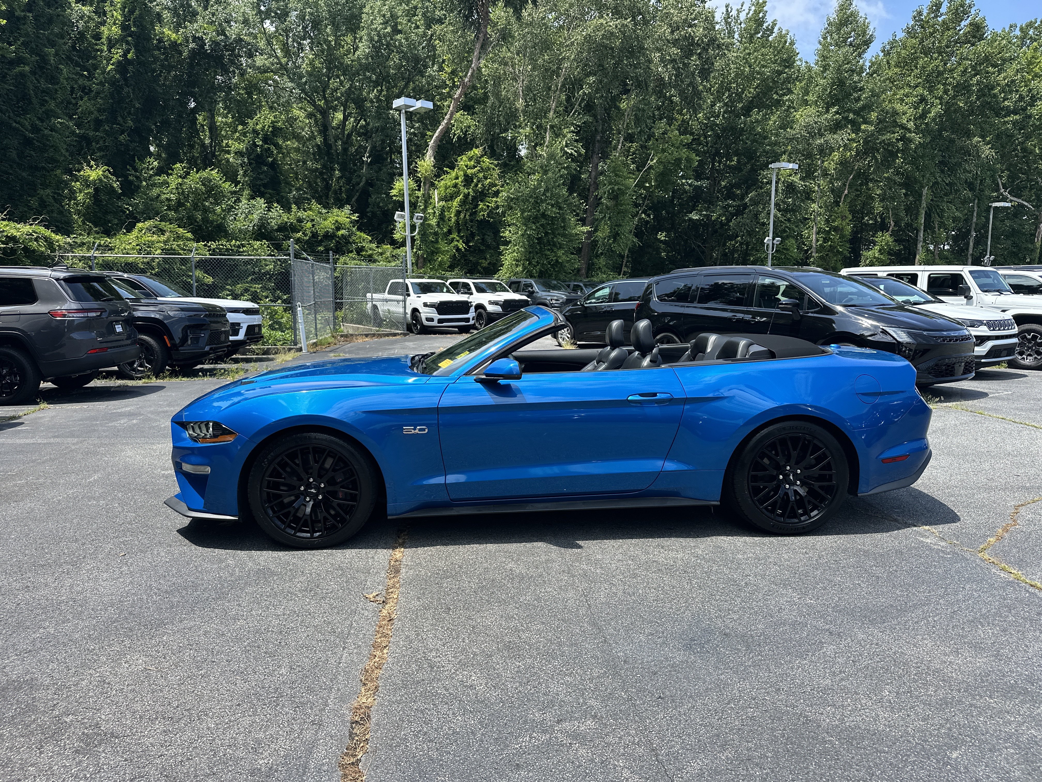 Used 2019 Ford Mustang GT Premium w/ GT Performance Package RWD image 6