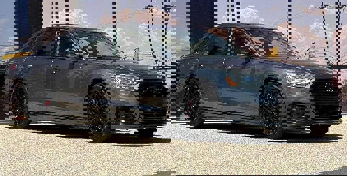 Used 2021 Audi S8 L w/ S8 Executive Package image 20