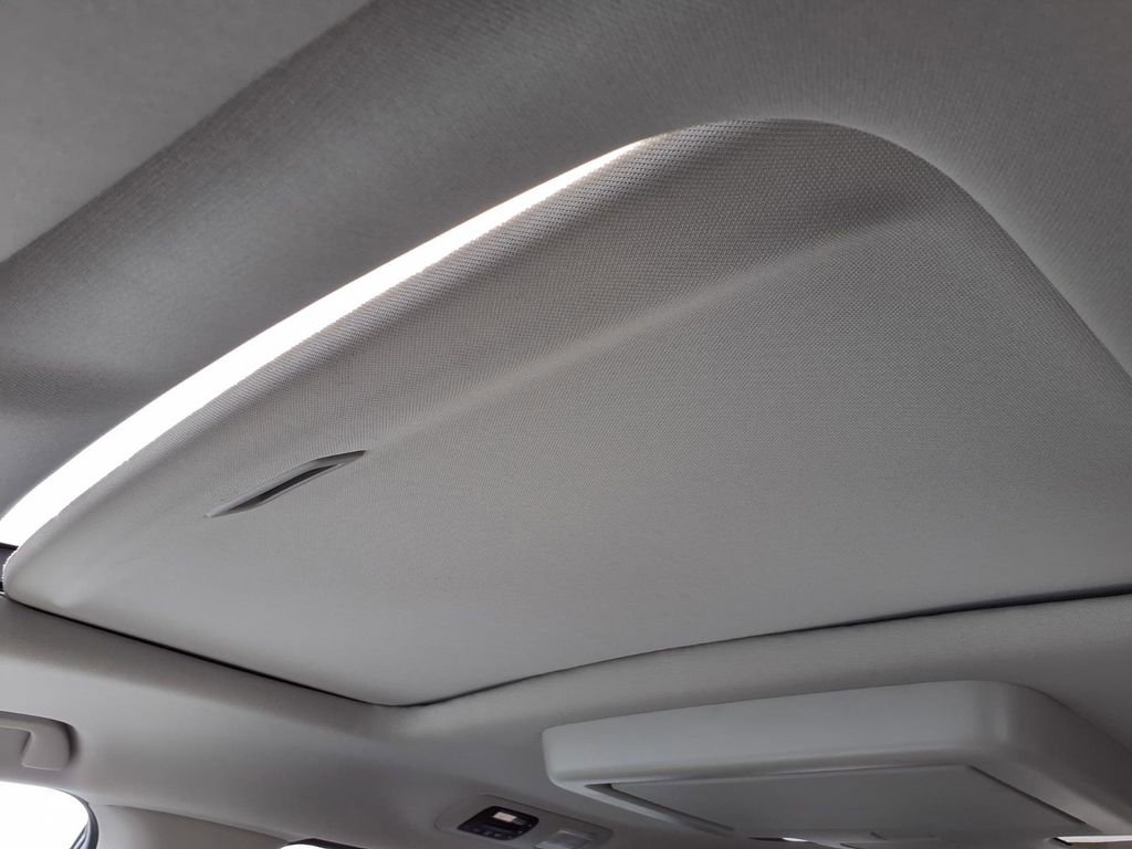 New 2026 Honda Odyssey Touring image 22