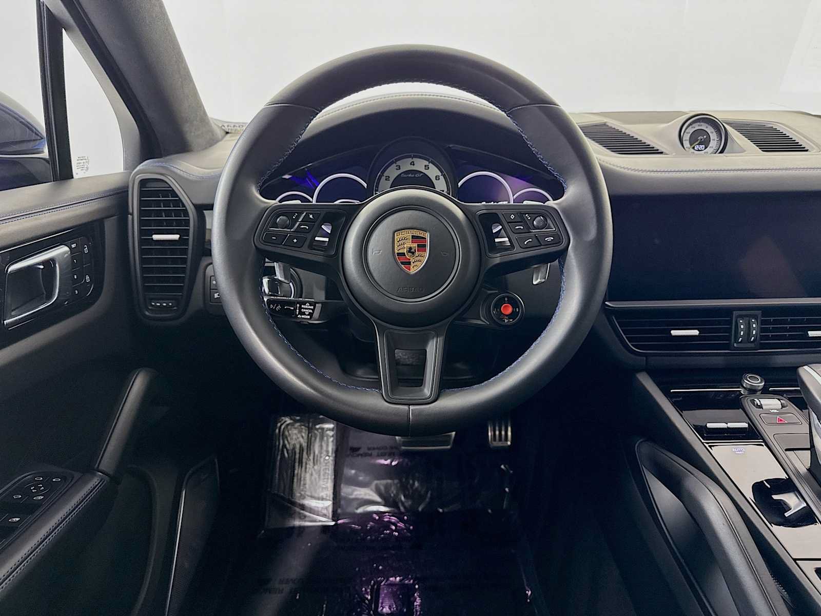 Certified 2023 Porsche Cayenne Turbo GT AWD/4WD image 23