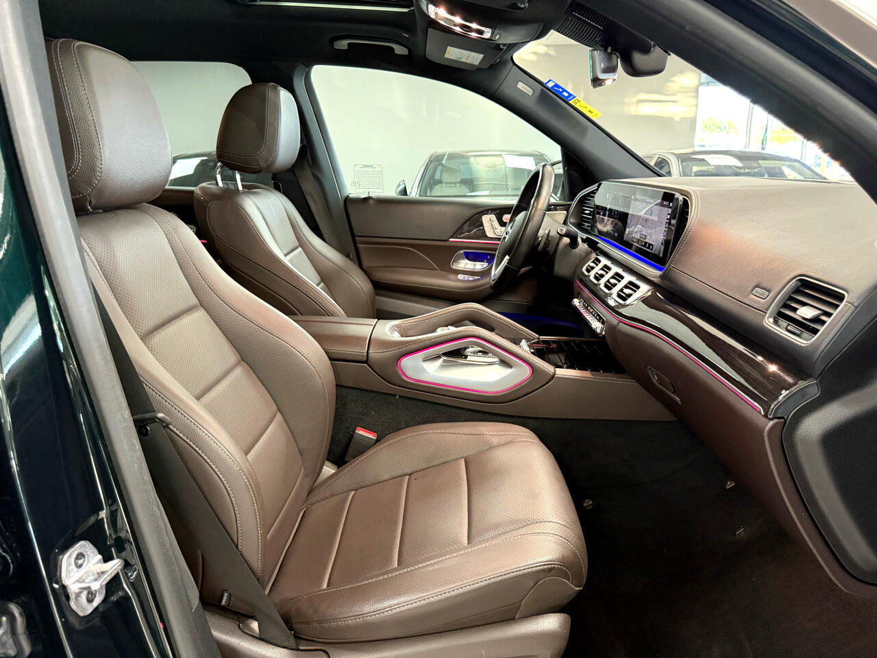 Used 2021 Mercedes-Benz GLS 450 4MATIC image 28