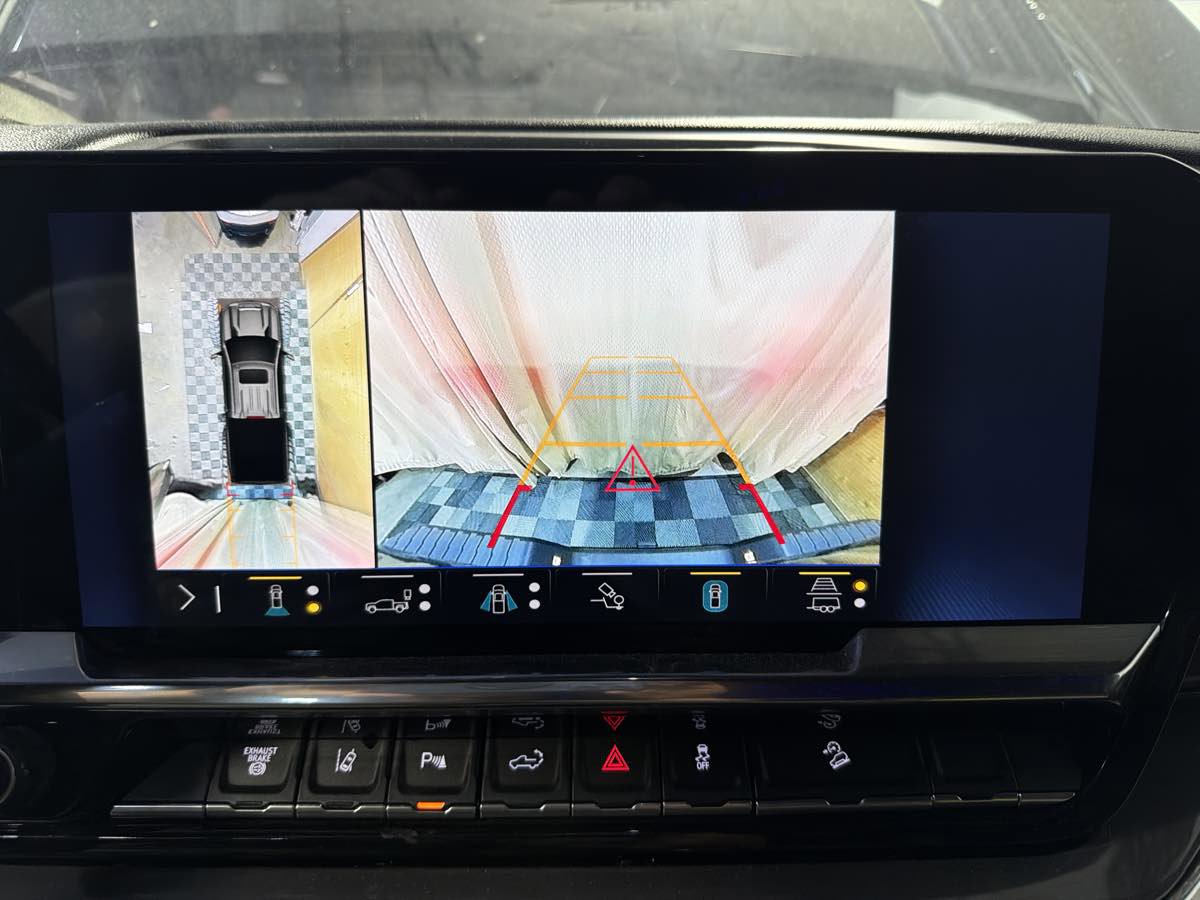 Used 2024 Chevrolet Silverado 2500 High Country w/ Midnight Edition AWD/4WD image 21