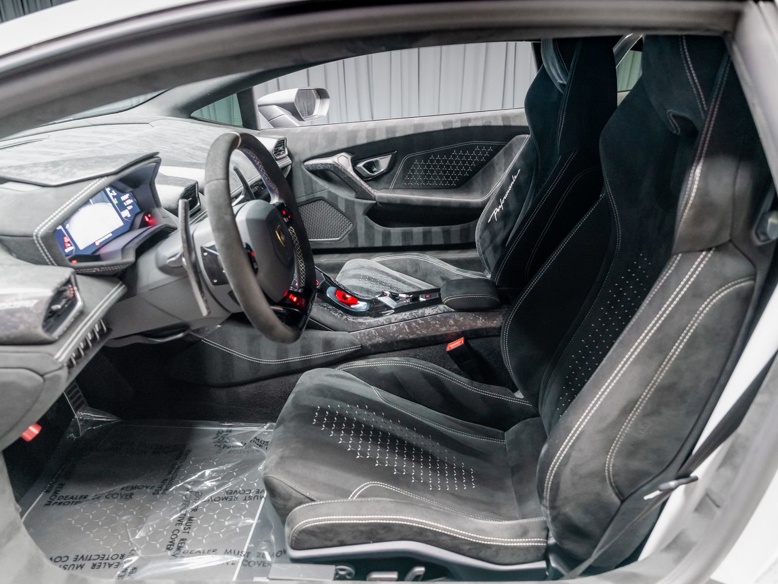Used 2018 Lamborghini Huracan Performante AWD/4WD image 54