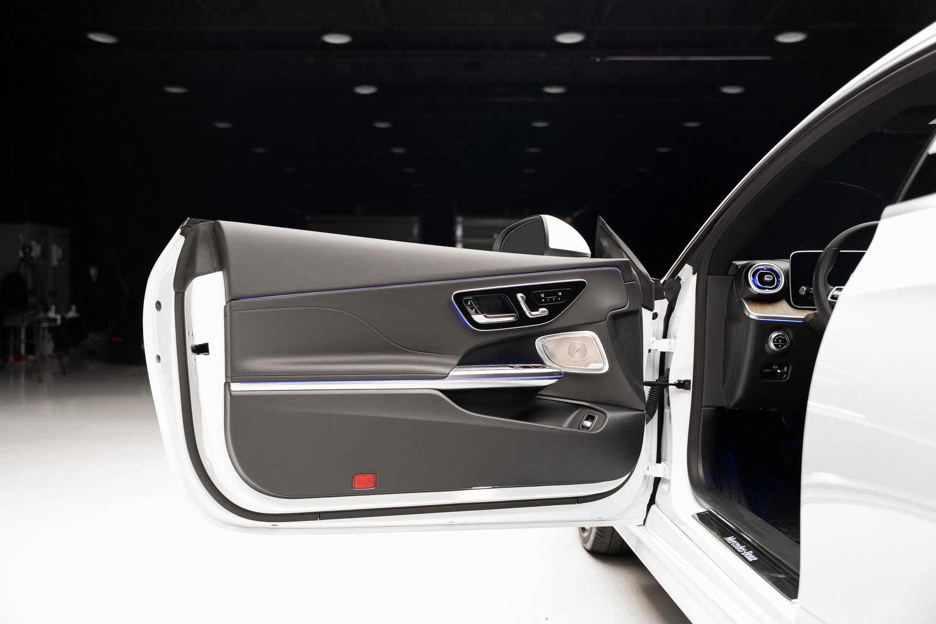 Used 2024 Mercedes-Benz CLE 300 4MATIC Coupe image 49