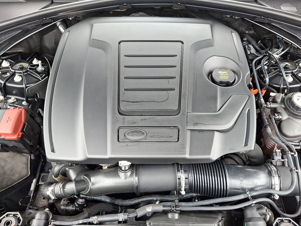 Used 2025 Land Rover Range Rover Velar Dynamic SE image 28