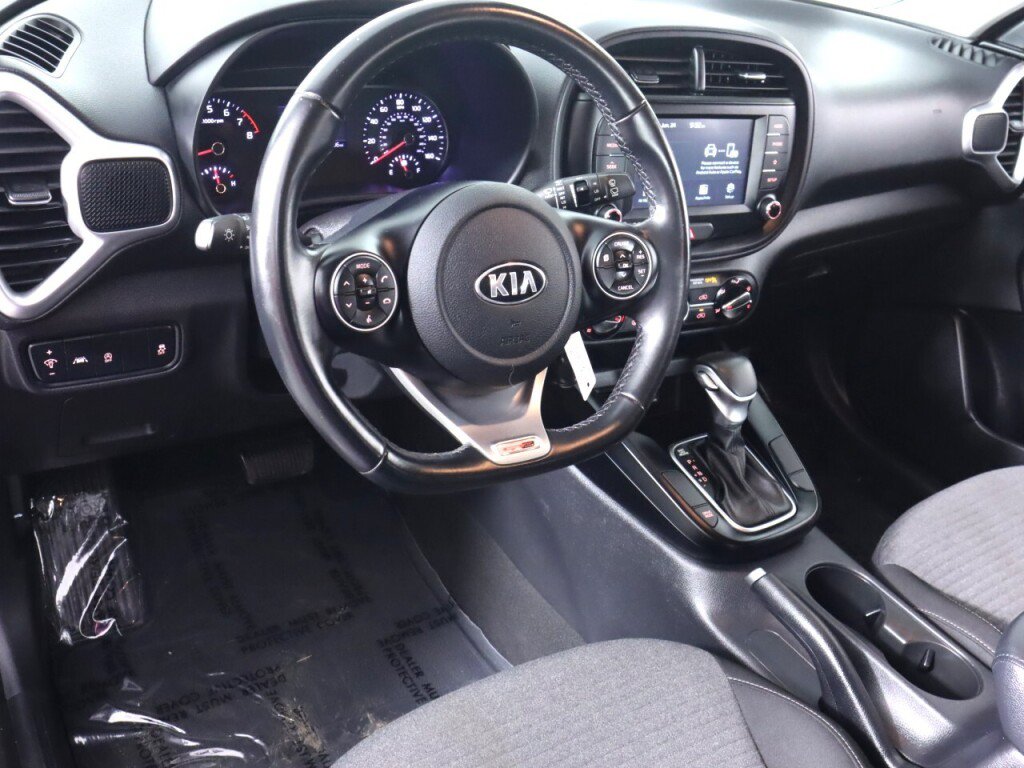 Used 2020 Kia Soul GT-Line FWD image 9