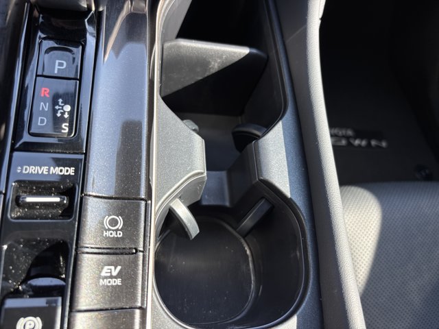 Used 2025 Toyota Crown Signia w/ Advanced Technology Package AWD/4WD image 43