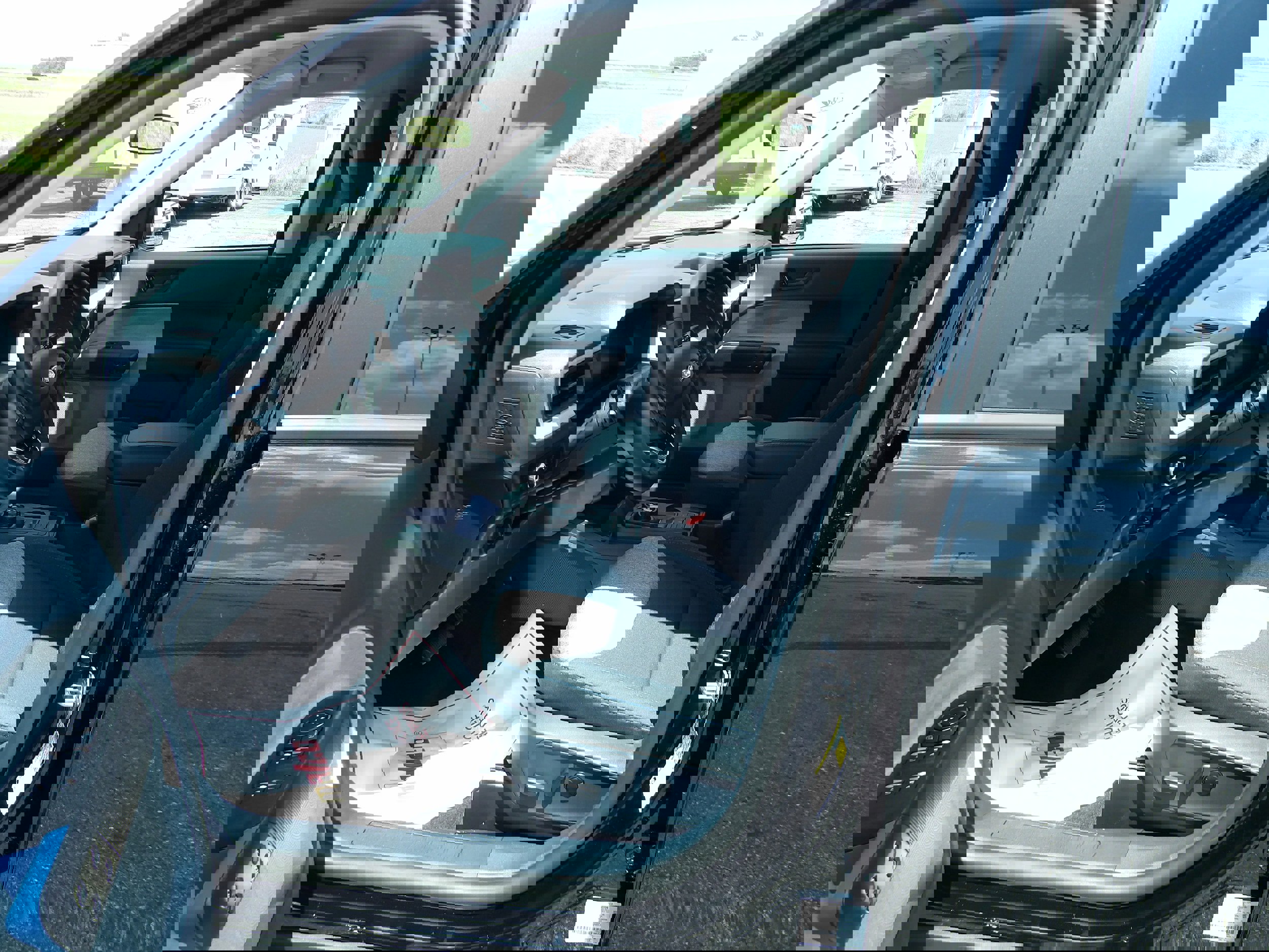 New 2025 Ford Maverick XLT w/ XLT Luxury Package image 13