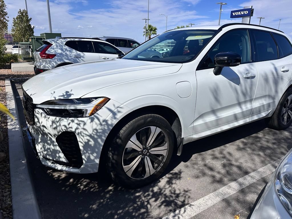 Certified 2024 Volvo XC60 T8 Core