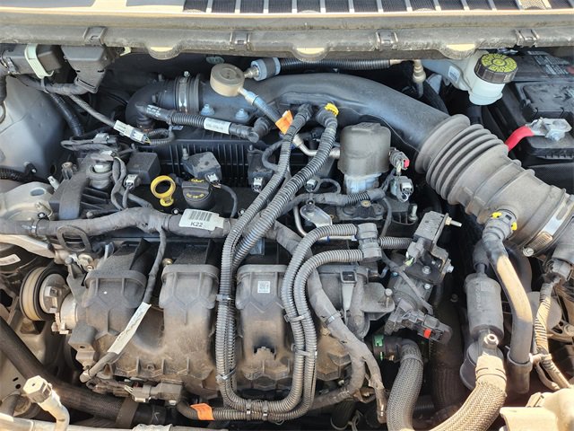 Used 2022 Ford Edge Titanium image 31