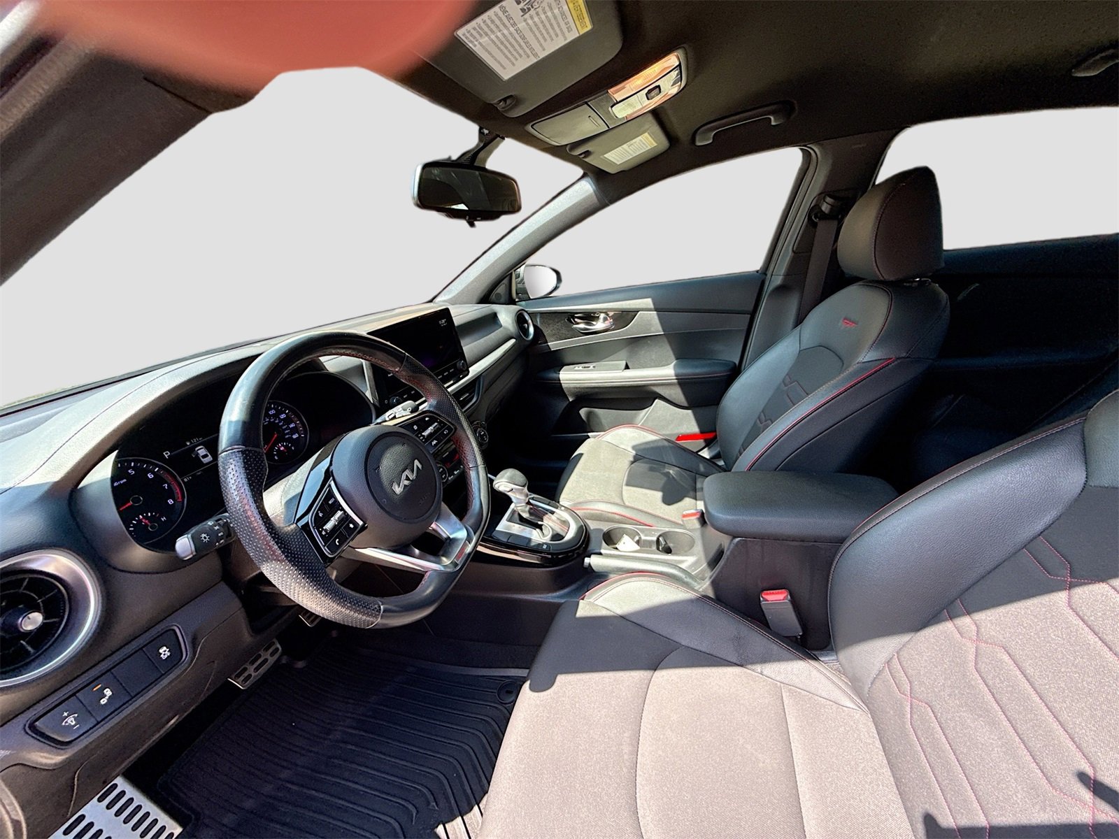 Used 2022 Kia Forte GT image 20