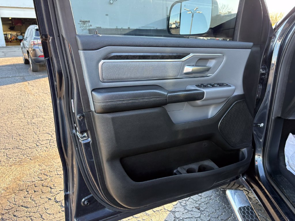 Used 2019 RAM 1500 Big Horn AWD/4WD image 13