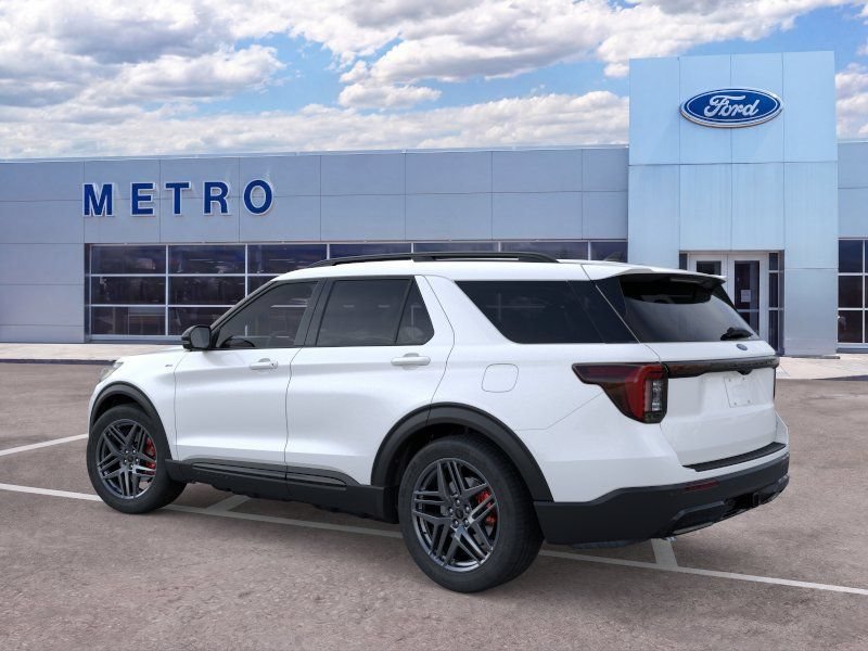New 2026 Ford Explorer ST-Line w/ ST-Line Street Pack AWD/4WD image 5