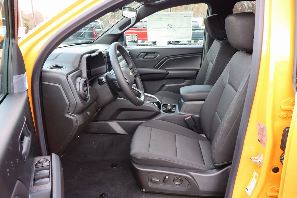 New 2026 Chevrolet Colorado W/T image 5