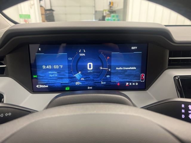 New 2027 Chevrolet Bolt LT w/ Comfort Package FWD image 7