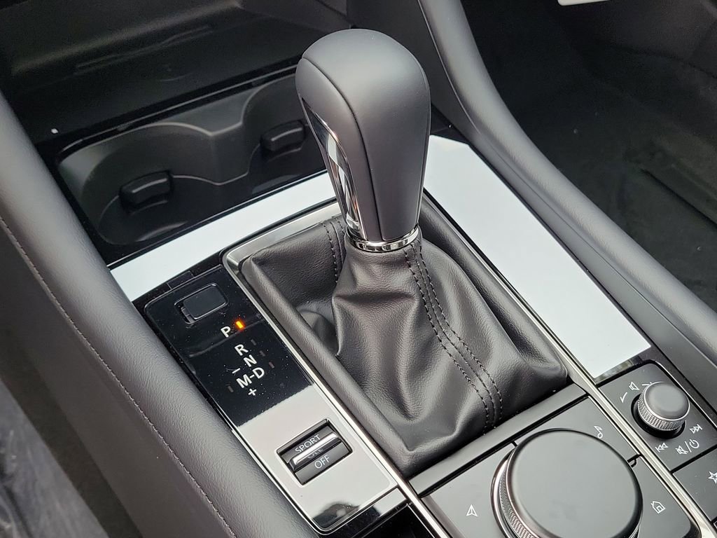 New 2026 MAZDA MAZDA3 Hatchback w/Premium Plus Pkg image 31