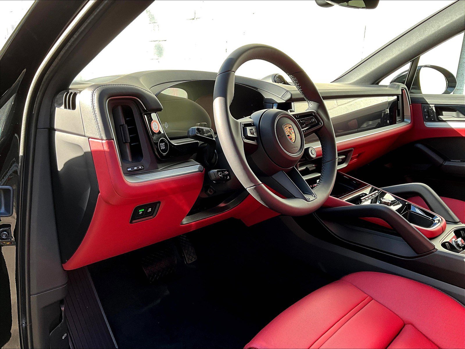New 2026 Porsche Cayenne Coupe image 4