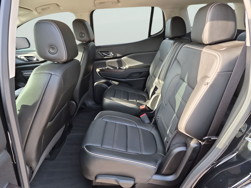 Used 2021 GMC Acadia Denali w/ Denali Technology Package FWD image 38
