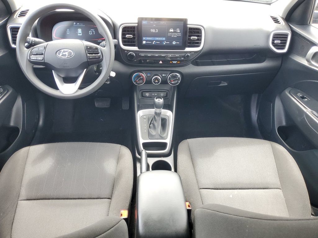 Used 2026 Hyundai Venue SE FWD image 9
