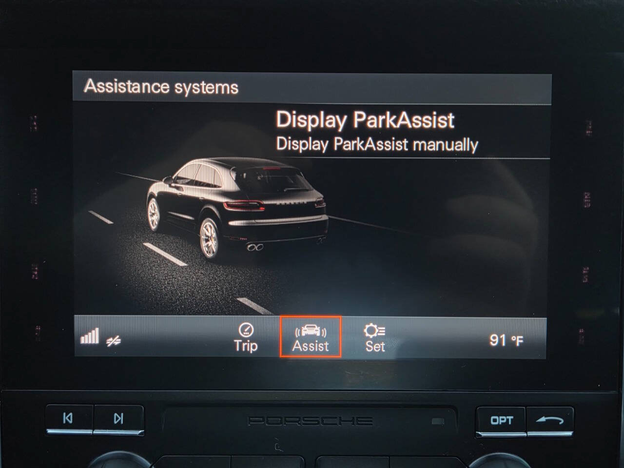 Used 2017 Porsche Macan AWD/4WD image 50