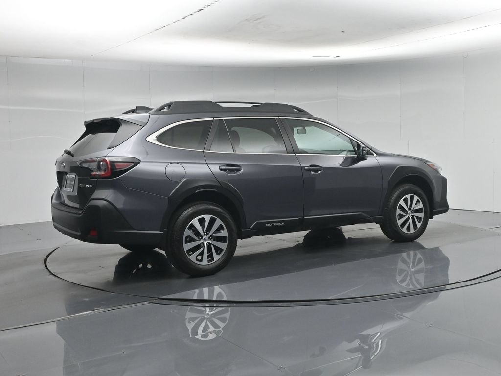 Used 2024 Subaru Outback Premium AWD/4WD image 28